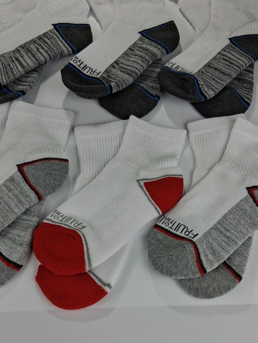 Boys 12-pack Fruit Of The Loom Ankle Socks Size Medium White & Assorted Stripes